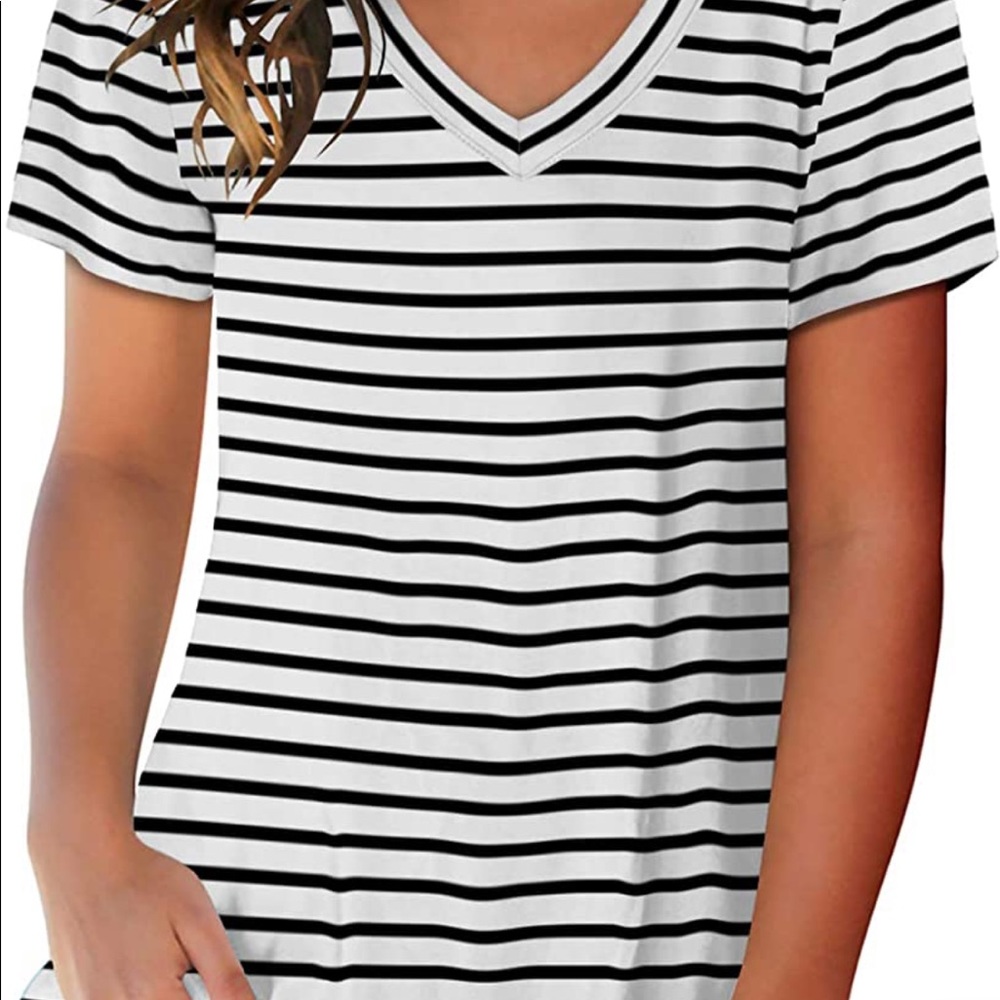 SAMPEEL Women's Basic V Neck Short Sleeve T Shirts